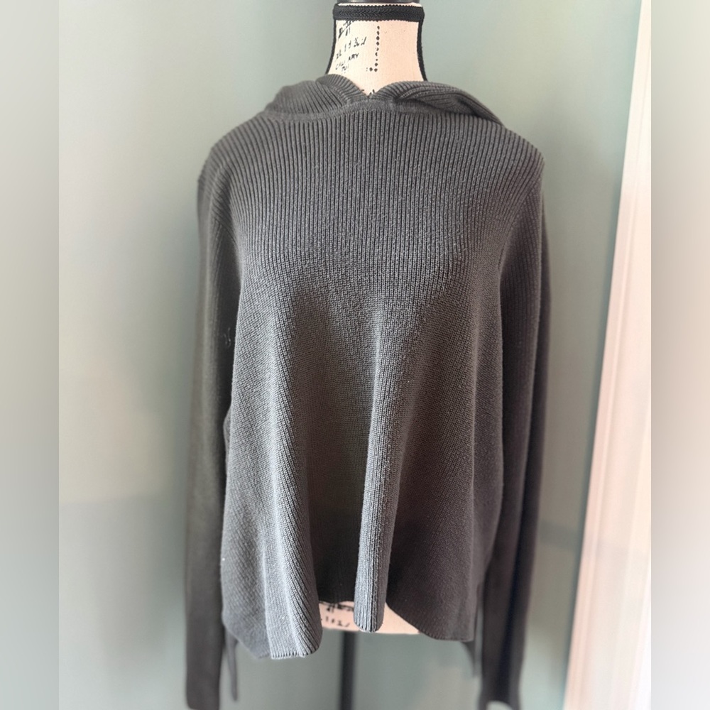 Athleta Gray Ribbed Hooded Sweater